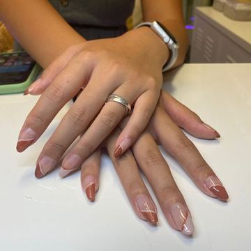 Natural gel manicure